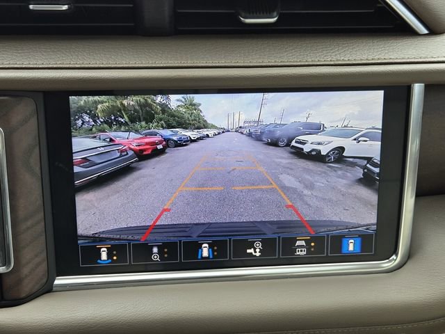 Used 2021 GMC Yukon Denali w/ Denali Premium Package RWD image 24