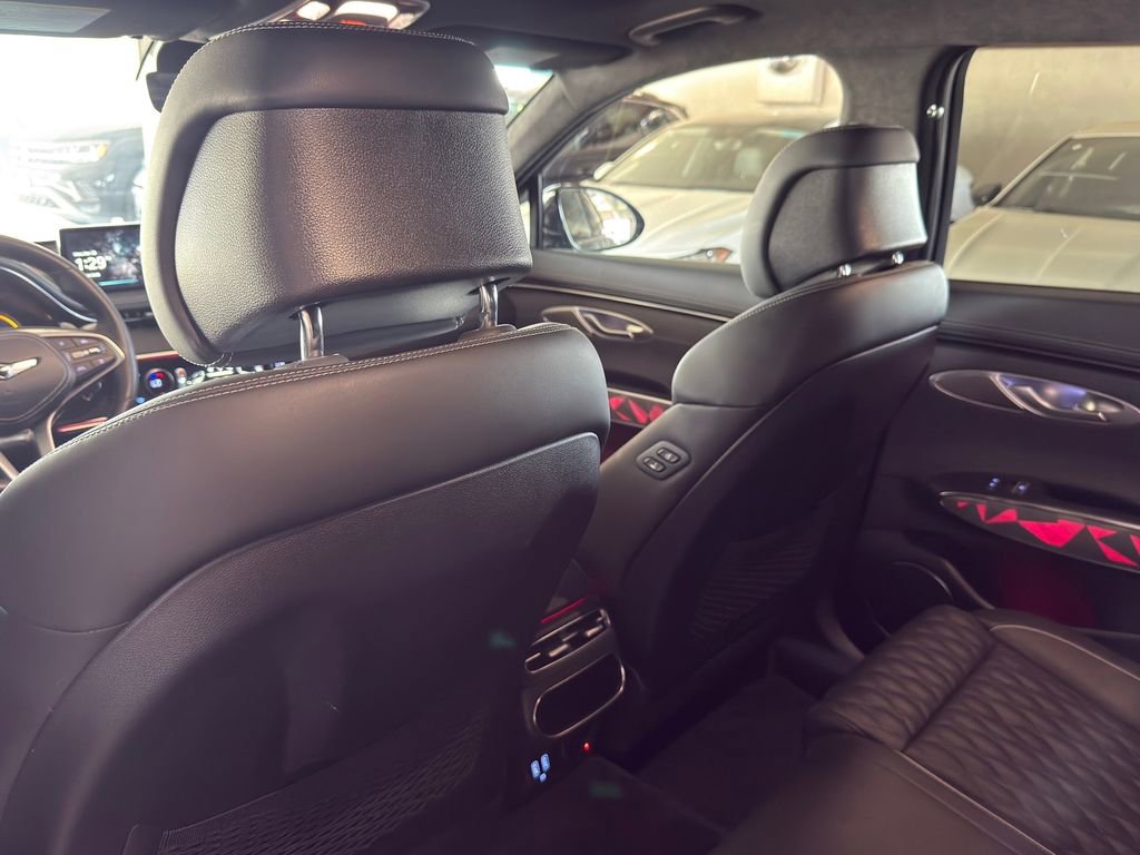 Used 2025 Genesis GV70 3.5T Sport w/ Sport Advanced Package image 26