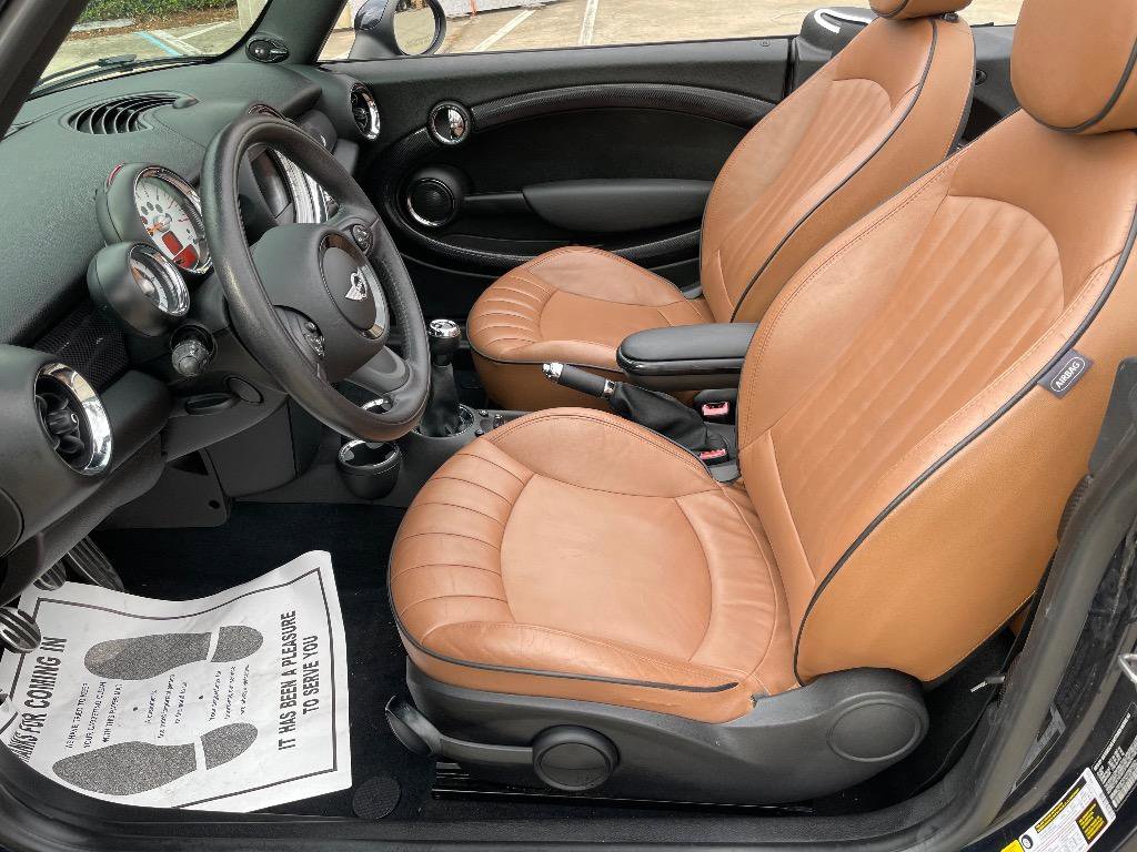 Used 2013 MINI Cooper S image 17