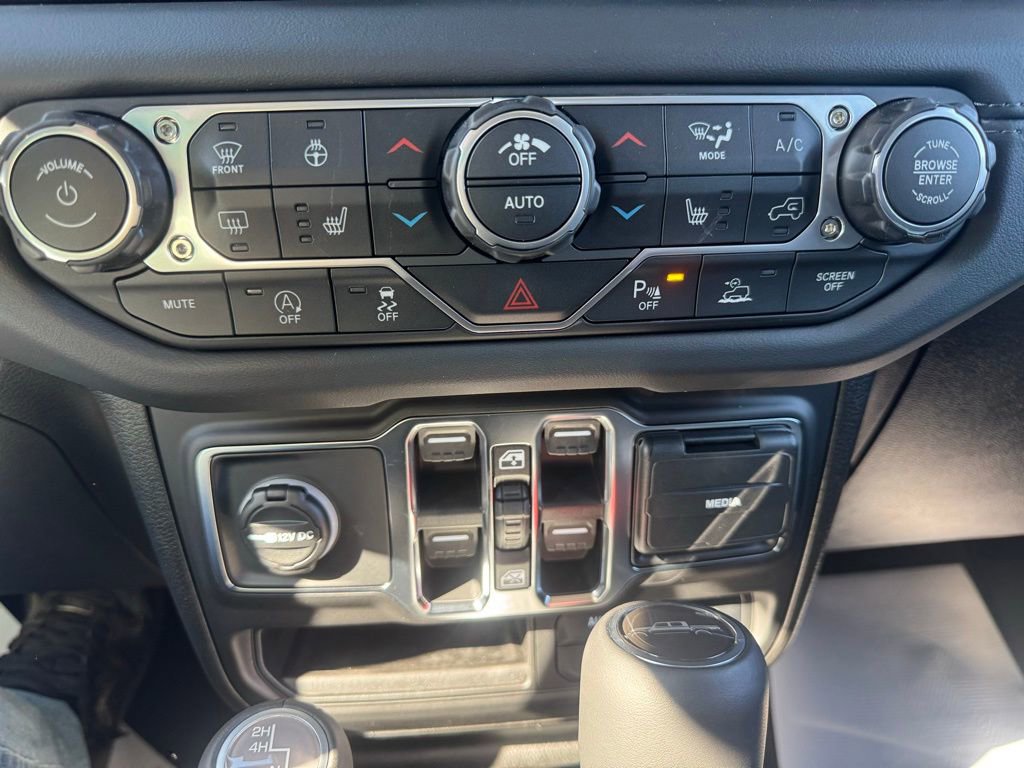 New 2026 Jeep Gladiator Sport AWD/4WD image 17