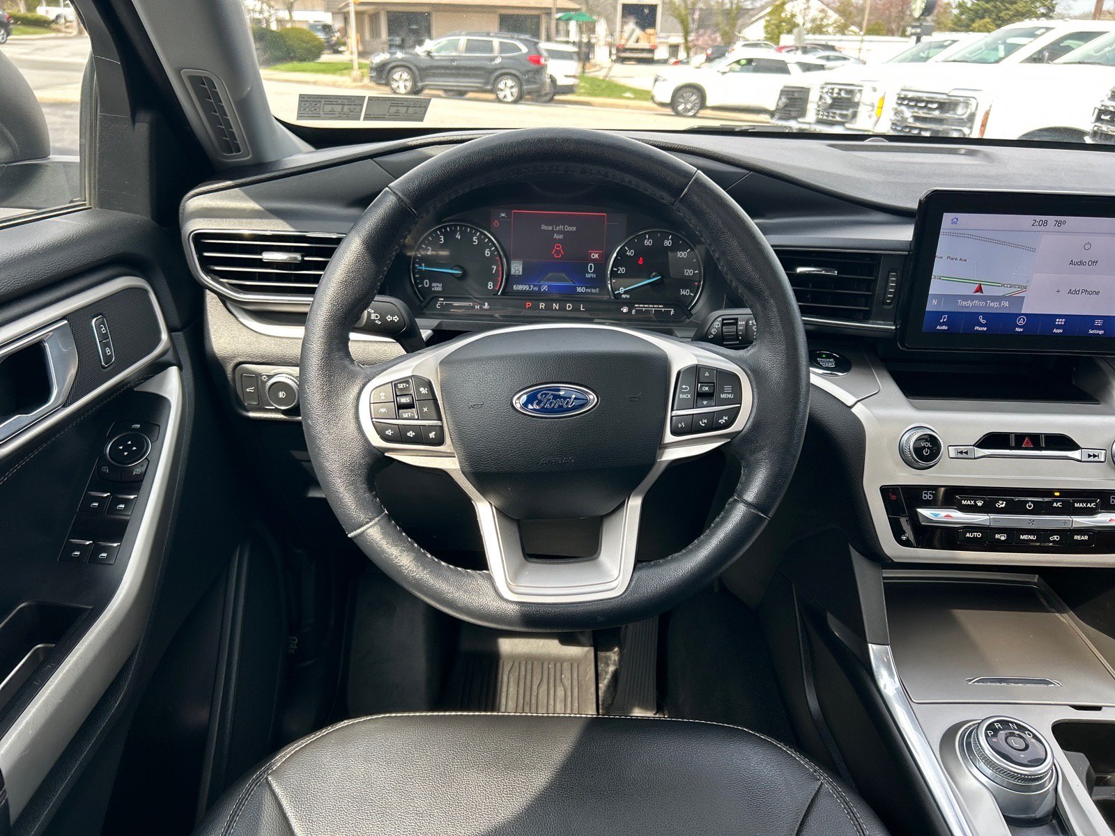 Certified 2021 Ford Explorer XLT w/ Equipment Group 202A AWD/4WD image 5