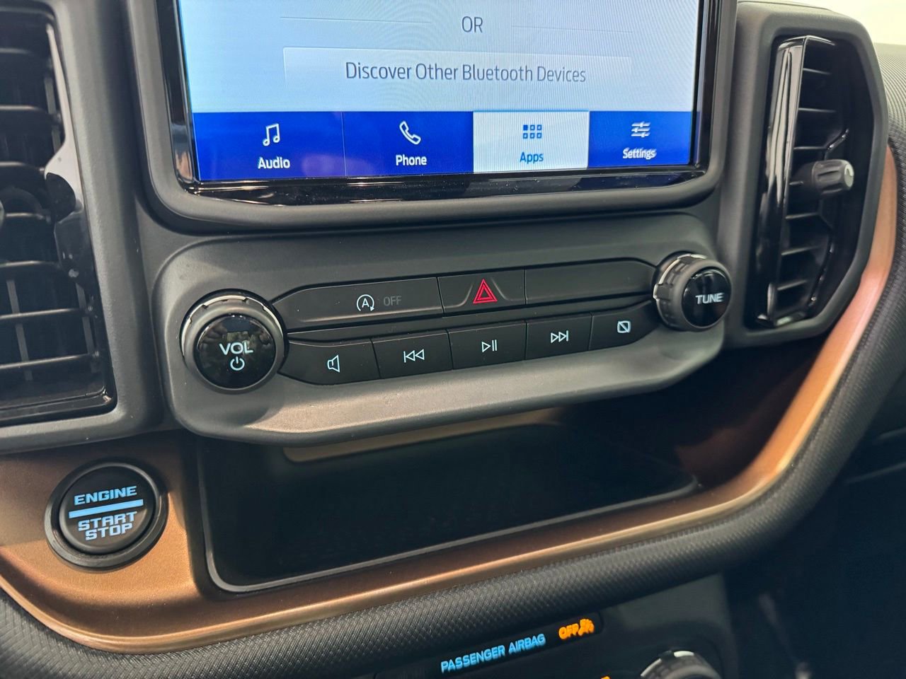 Used 2021 Ford Bronco Sport Outer Banks w/ Outer Banks Package (96D) image 17