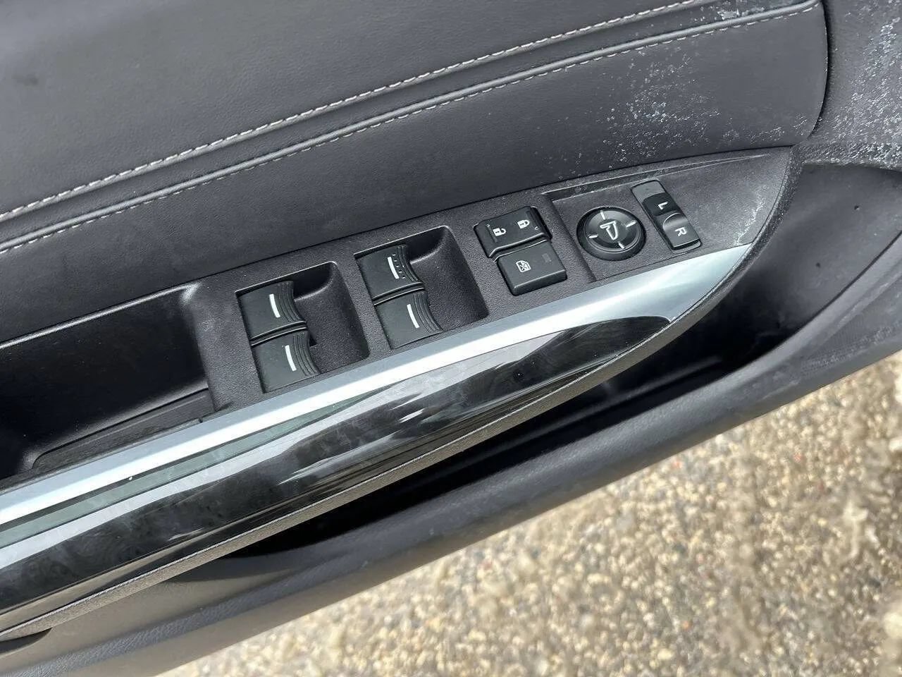 Used 2020 Acura TLX V6 SH-AWD image 12