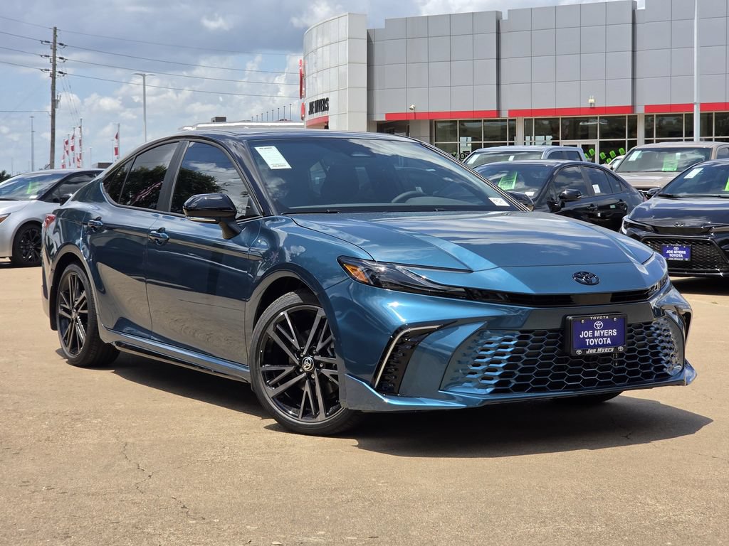 New 2026 Toyota Camry XSE FWD image 2