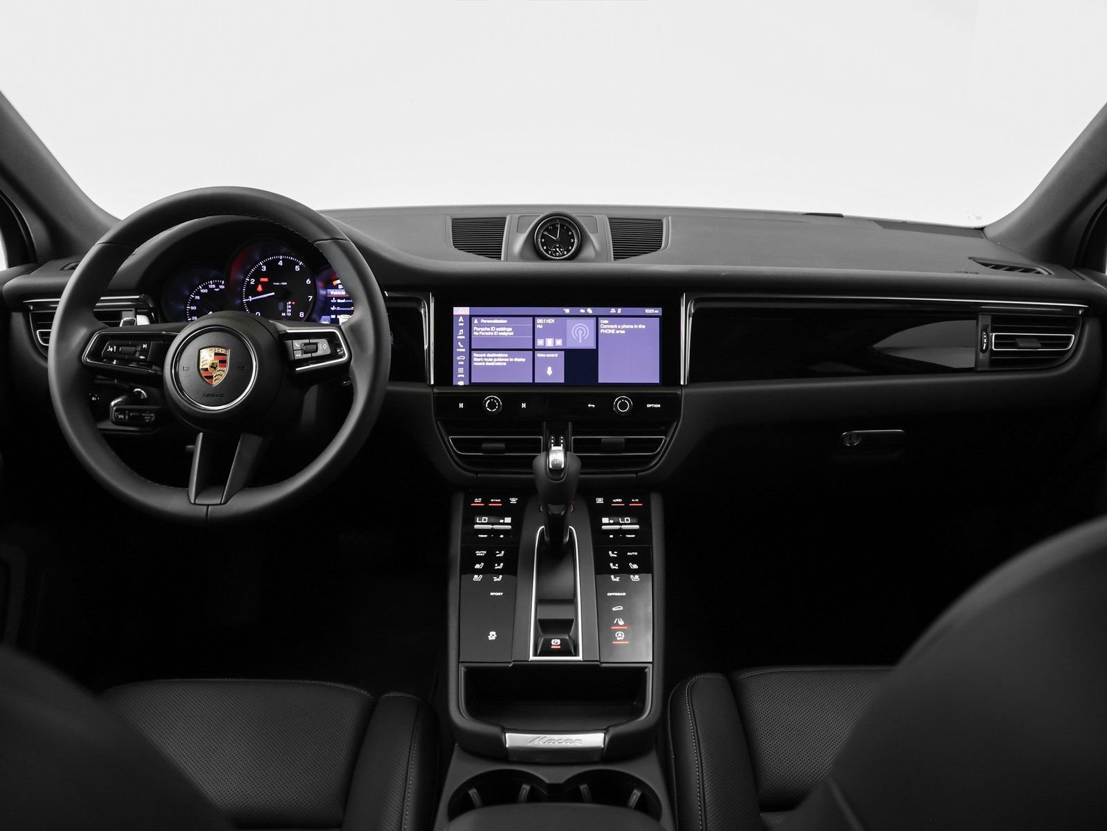 Certified 2025 Porsche Macan image 25