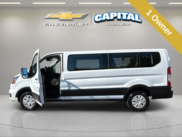 Used 2025 Ford Transit 350 XLT RWD image 2