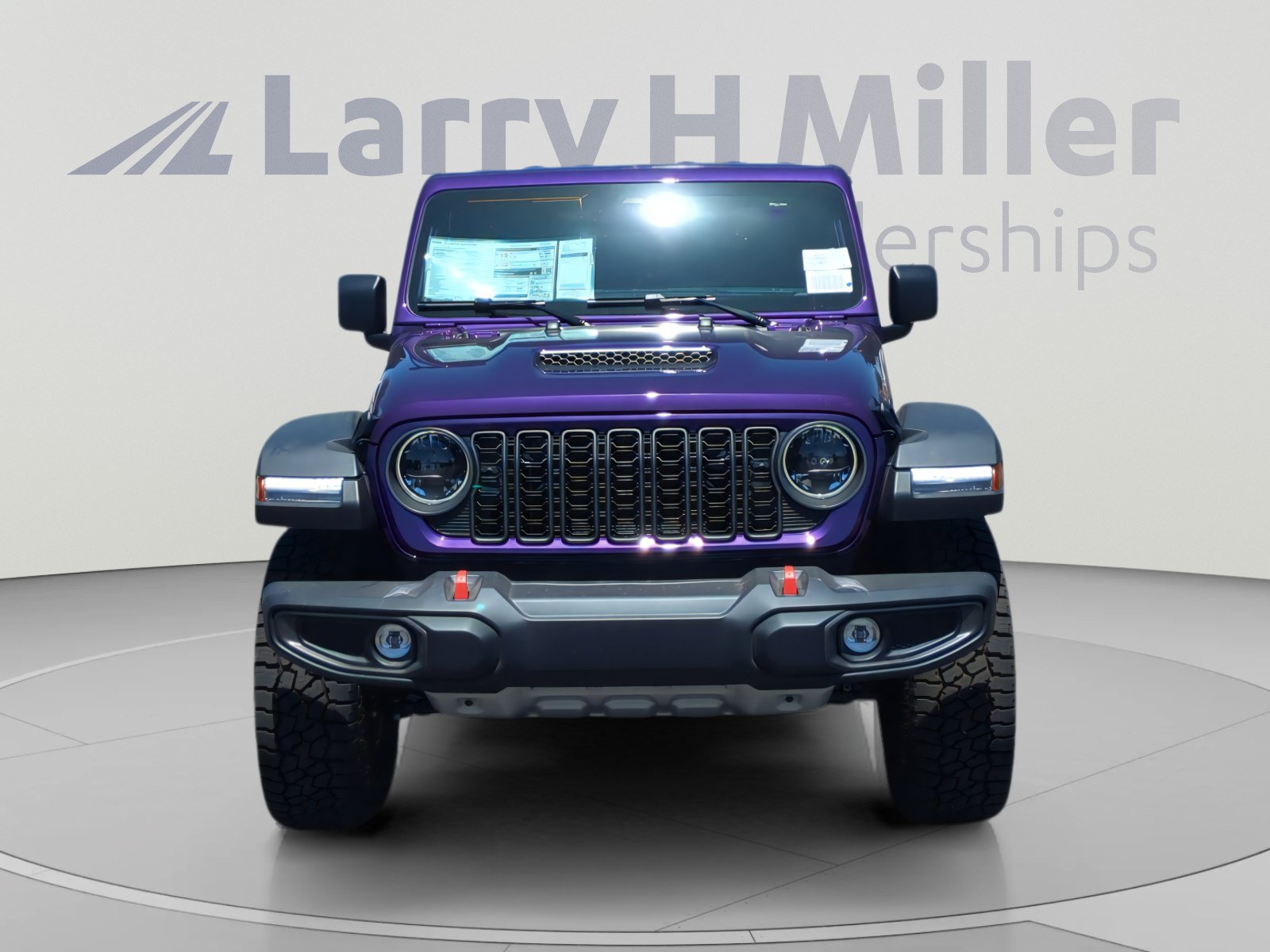 New 2026 Jeep Gladiator Mojave w/ Safety Group AWD/4WD image 8