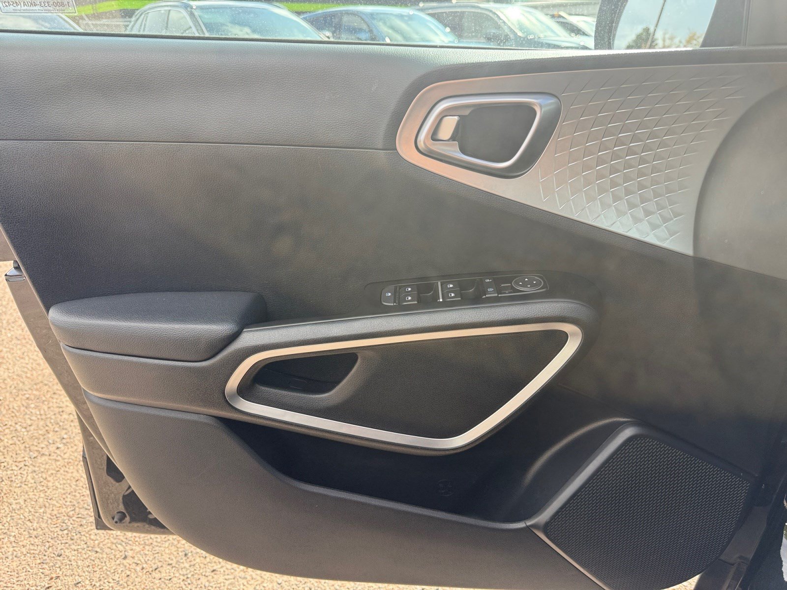 Used 2024 Kia Soul LX FWD image 13