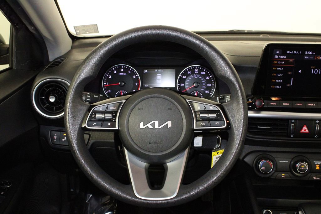 Used 2023 Kia Forte LXS w/ LXS Technology Package image 22