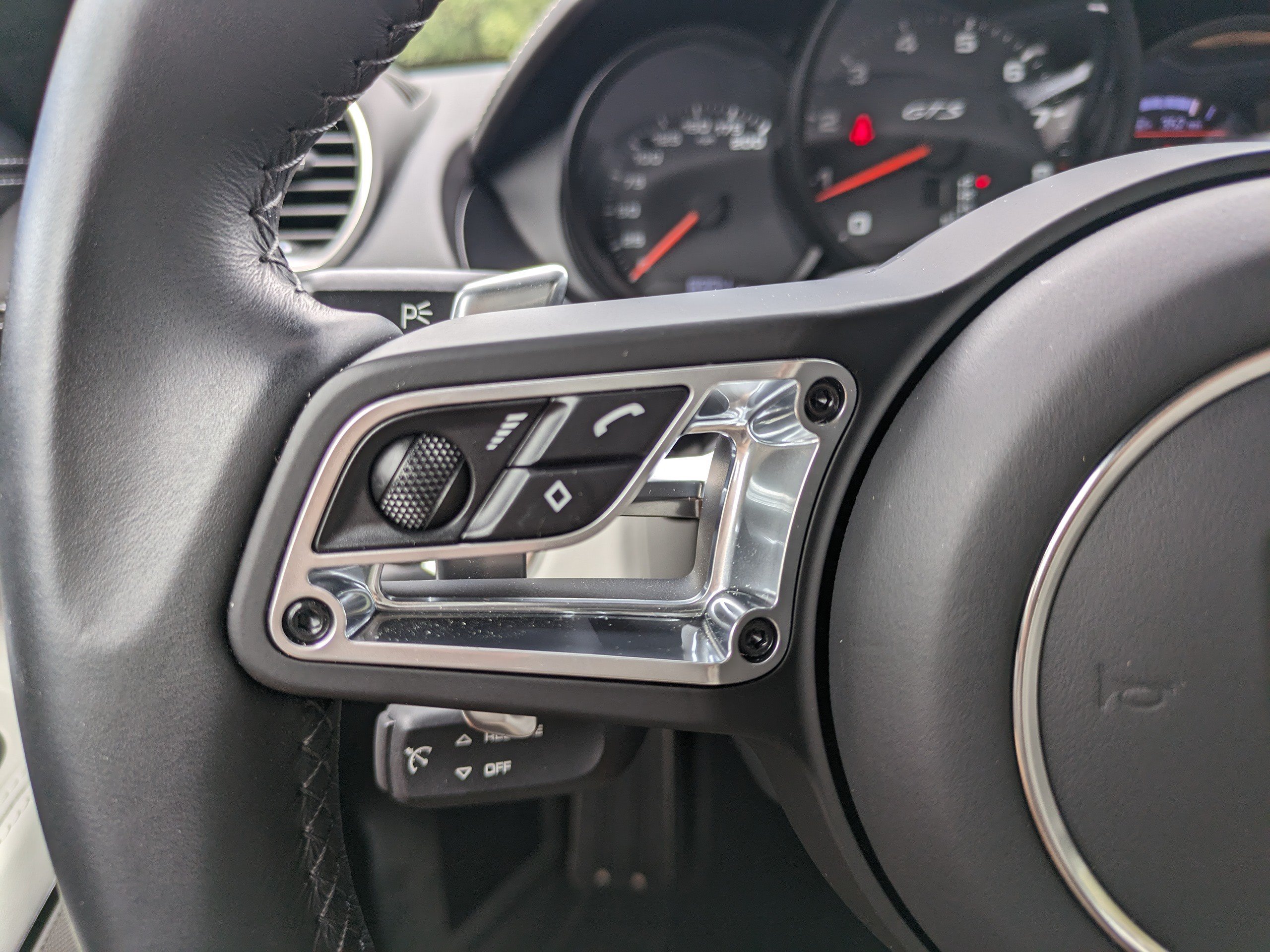 Used 2023 Porsche 718 Cayman GTS RWD image 23