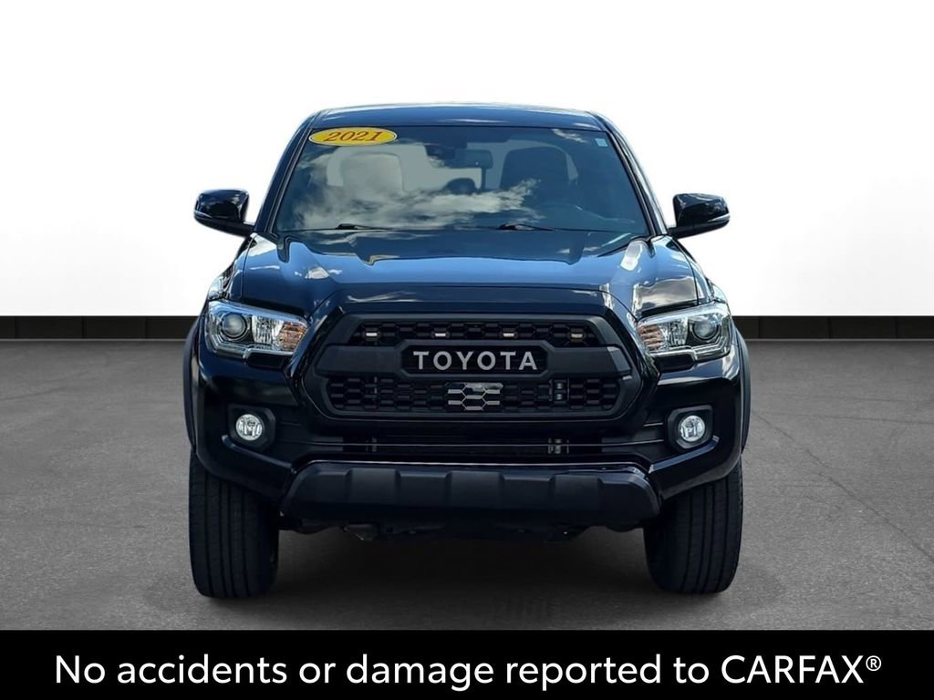 Certified 2021 Toyota Tacoma TRD Off-Road AWD/4WD image 2
