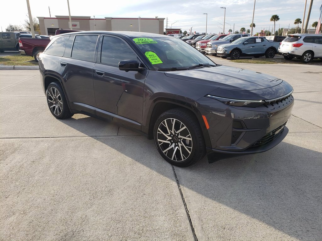 Used 2025 Jeep Wagoneer S Limited image 7