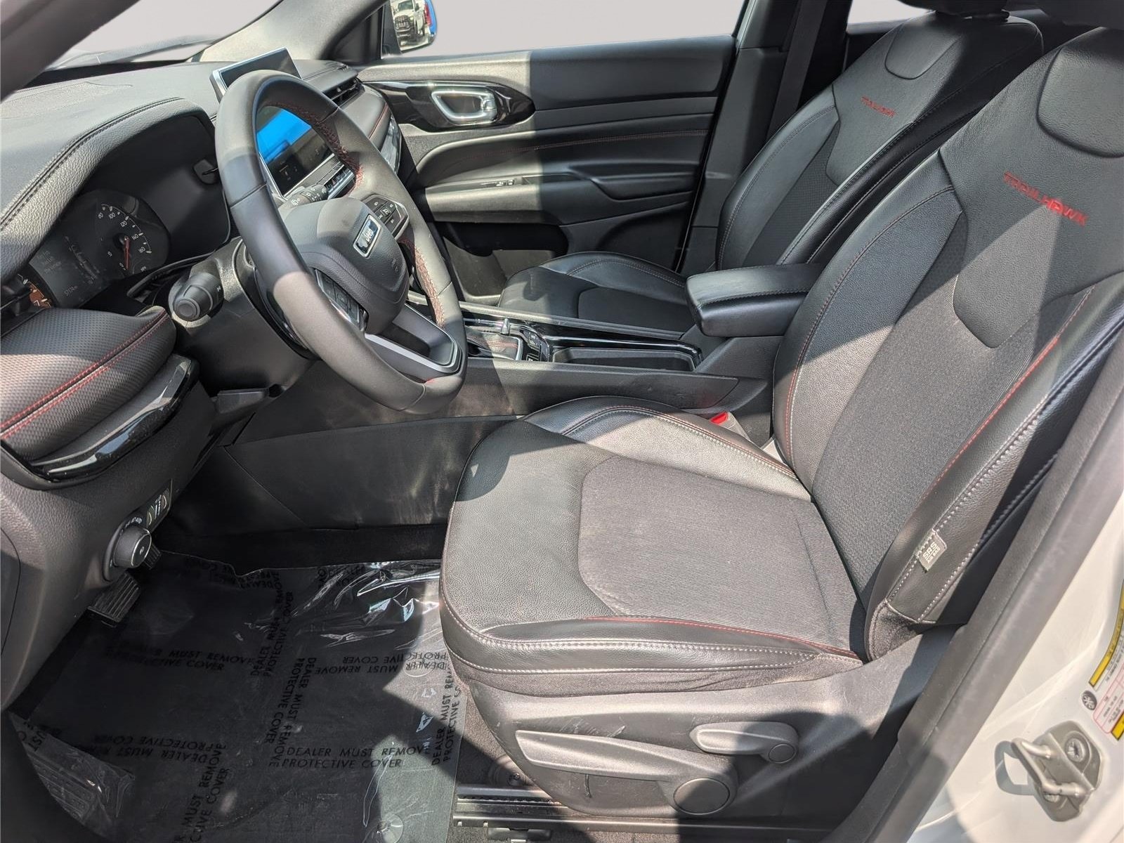 Used 2023 Jeep Compass Trailhawk AWD/4WD image 17