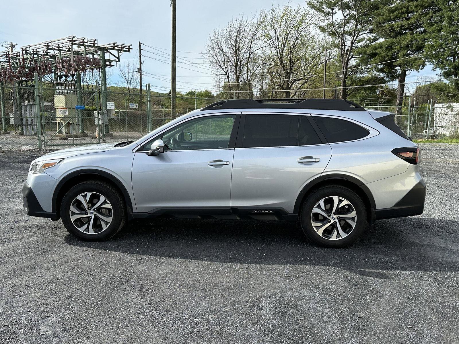 Used 2020 Subaru Outback Limited w/ Popular Package #2 AWD/4WD image 5
