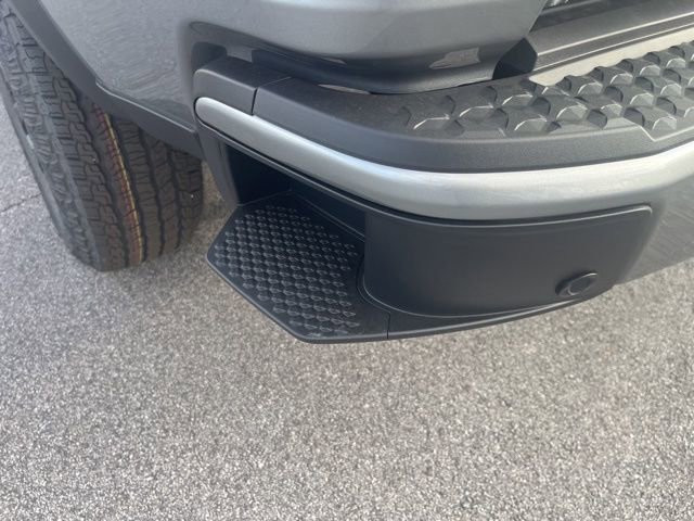 New 2026 GMC Canyon Elevation w/ Convenience Package image 8