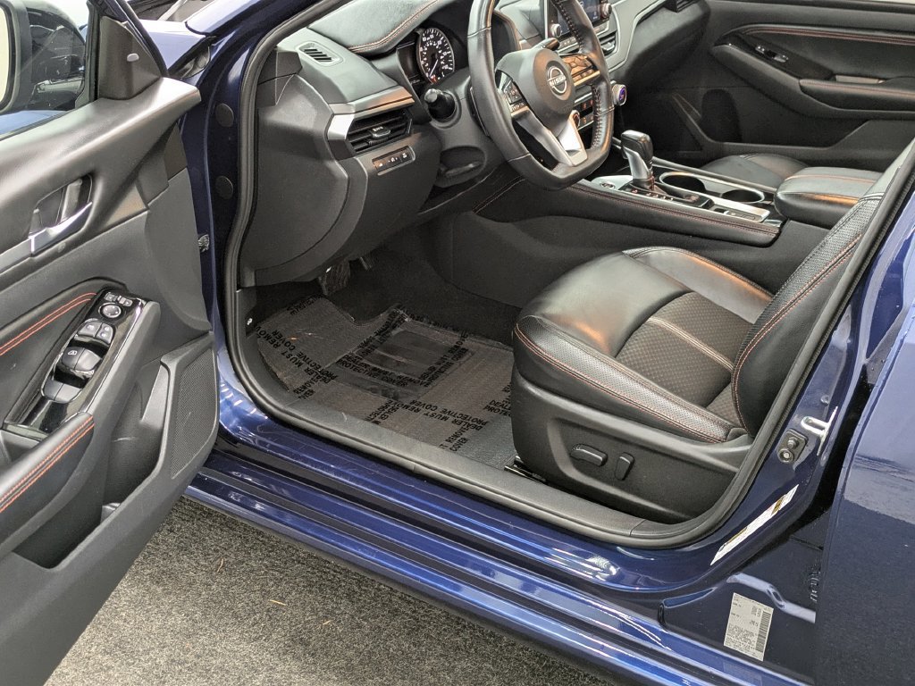 Used 2023 Nissan Altima 2.5 SR AWD/4WD image 29