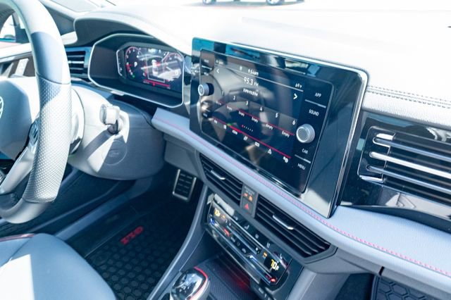 New 2026 Volkswagen Jetta GLI Autobahn FWD image 41