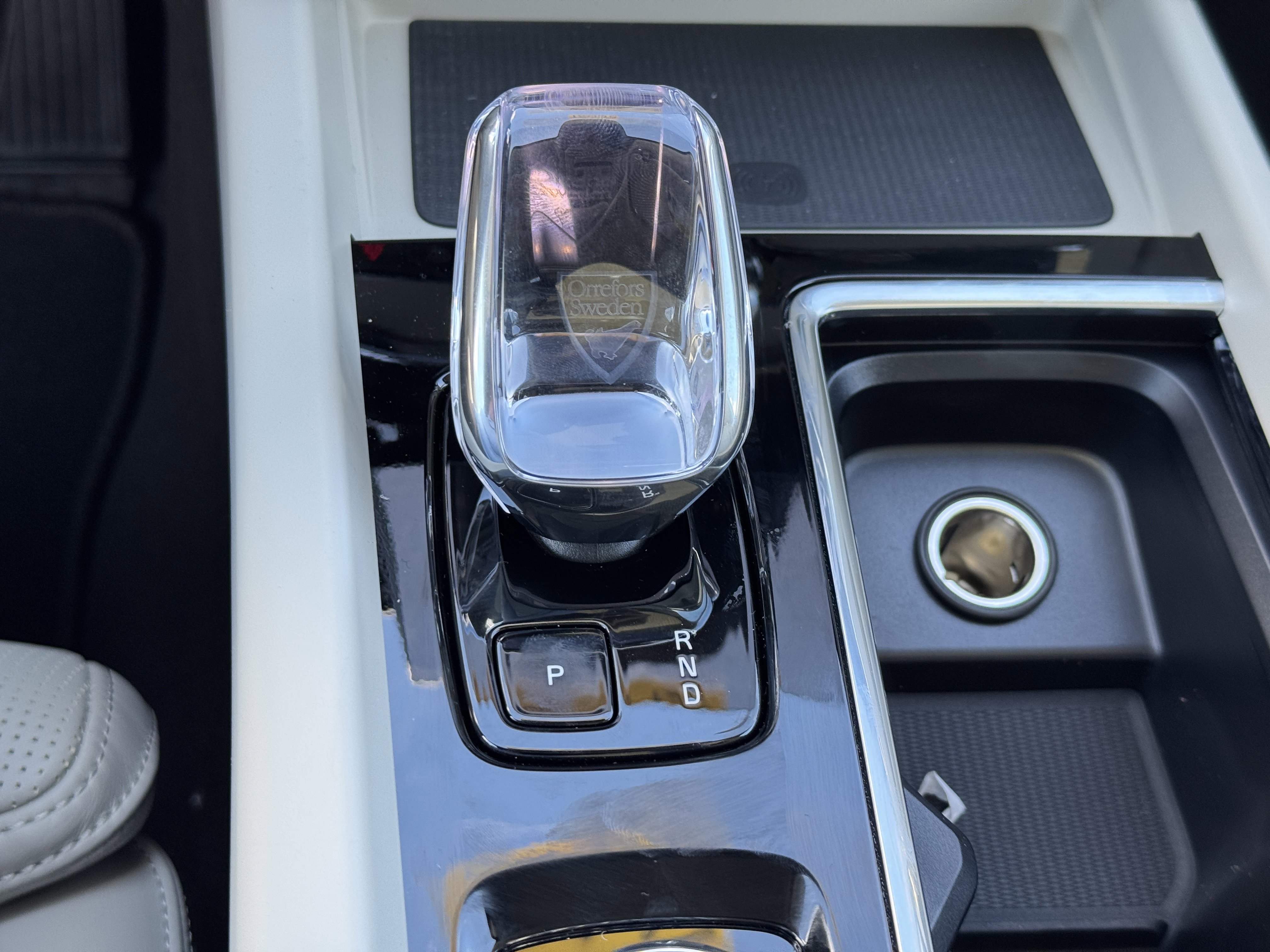 New 2026 Volvo XC60 B5 Ultra w/ Protection Package image 25