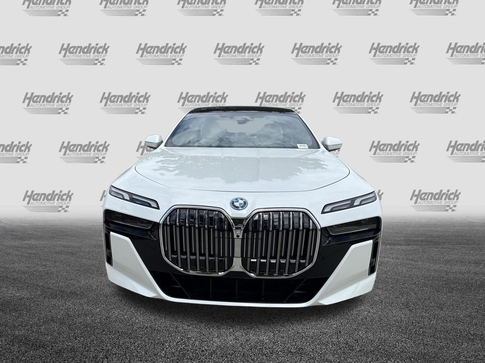 New 2026 BMW 750e xDrive AWD/4WD image 3