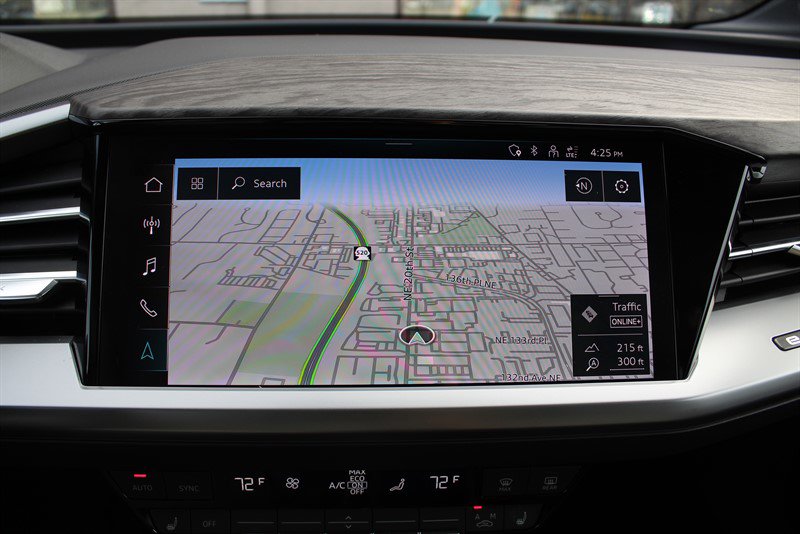 Used 2025 Audi Q4 e-tron Premium Plus w/ Premium Plus AWD/4WD image 12