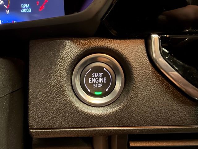 Used 2024 Chevrolet Colorado Trail Boss w/ Technology Package image 38