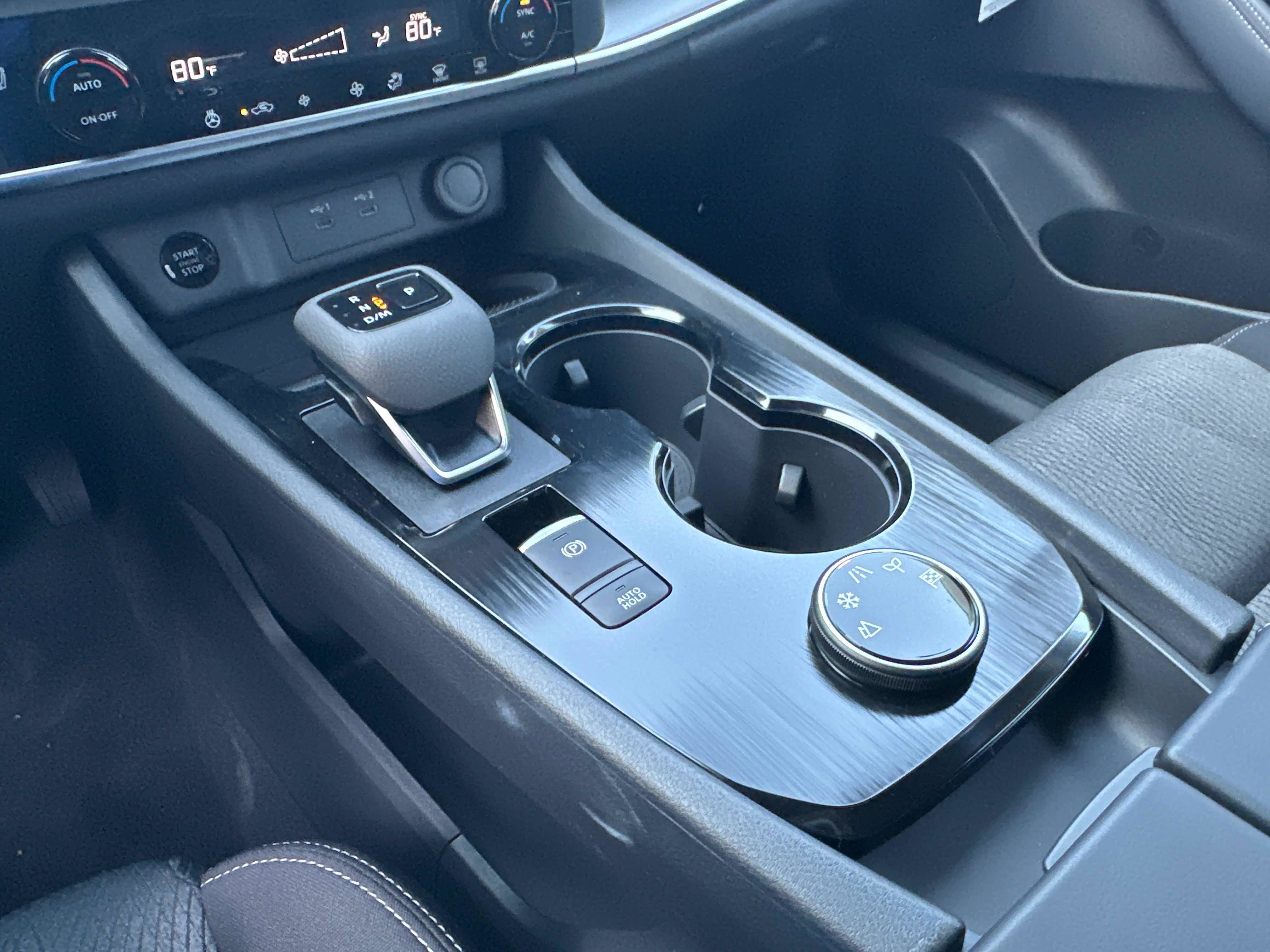 New 2026 Nissan Rogue SV AWD/4WD image 31