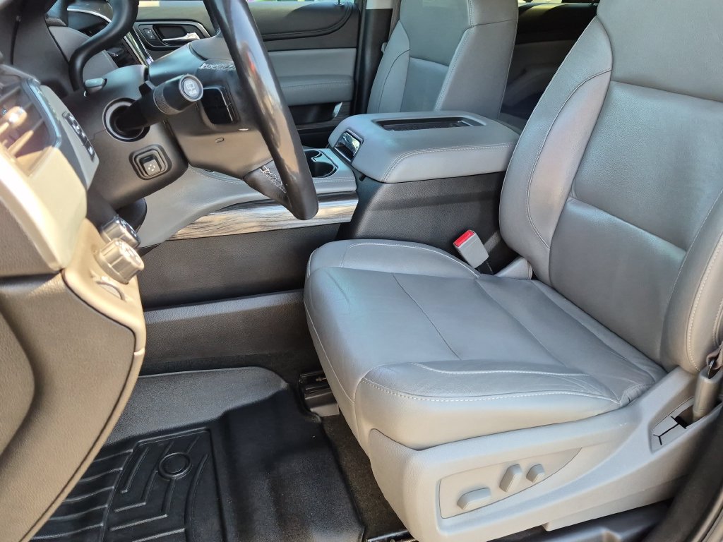 Certified 2017 Chevrolet Tahoe LT w/ Luxury Package AWD/4WD image 14