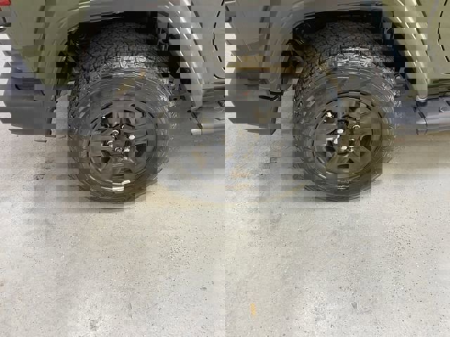 Used 2020 Jeep Wrangler Sport image 14