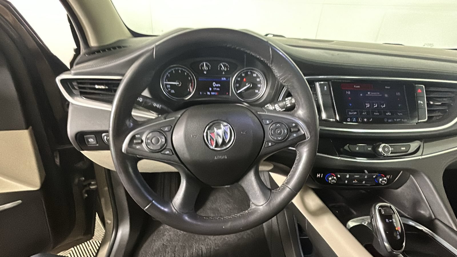 Used 2020 Buick Enclave Essence w/ LPO, Floor Liner Package FWD image 18