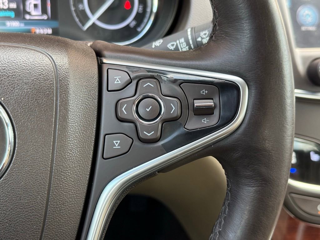 Used 2016 Buick Regal Premium image 25