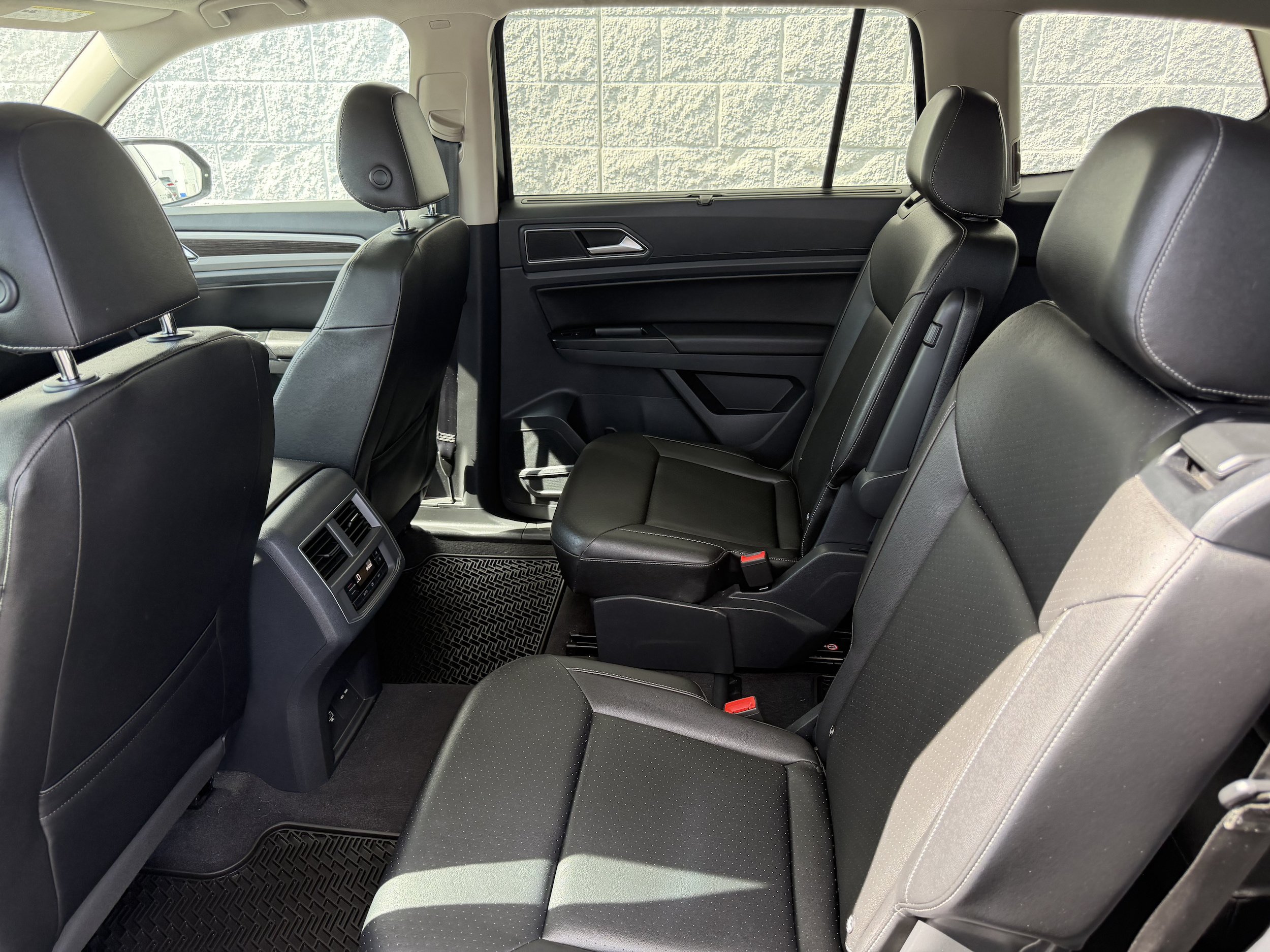 Used 2019 Volkswagen Atlas SEL AWD/4WD image 27