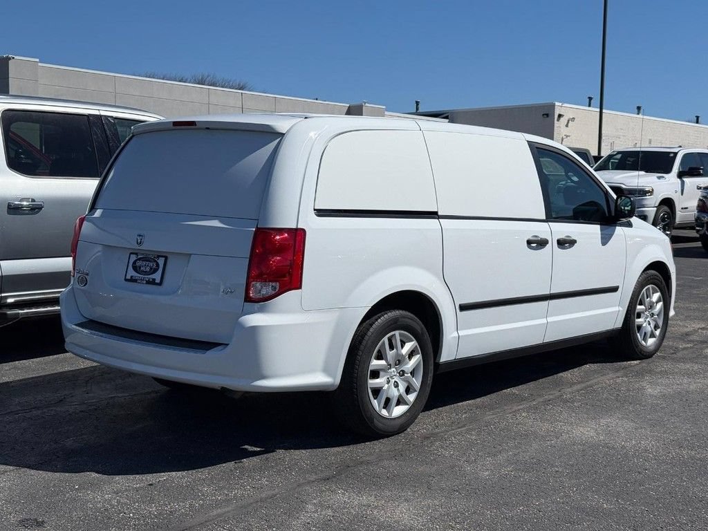 Used 2015 RAM C/V Tradesman FWD image 3