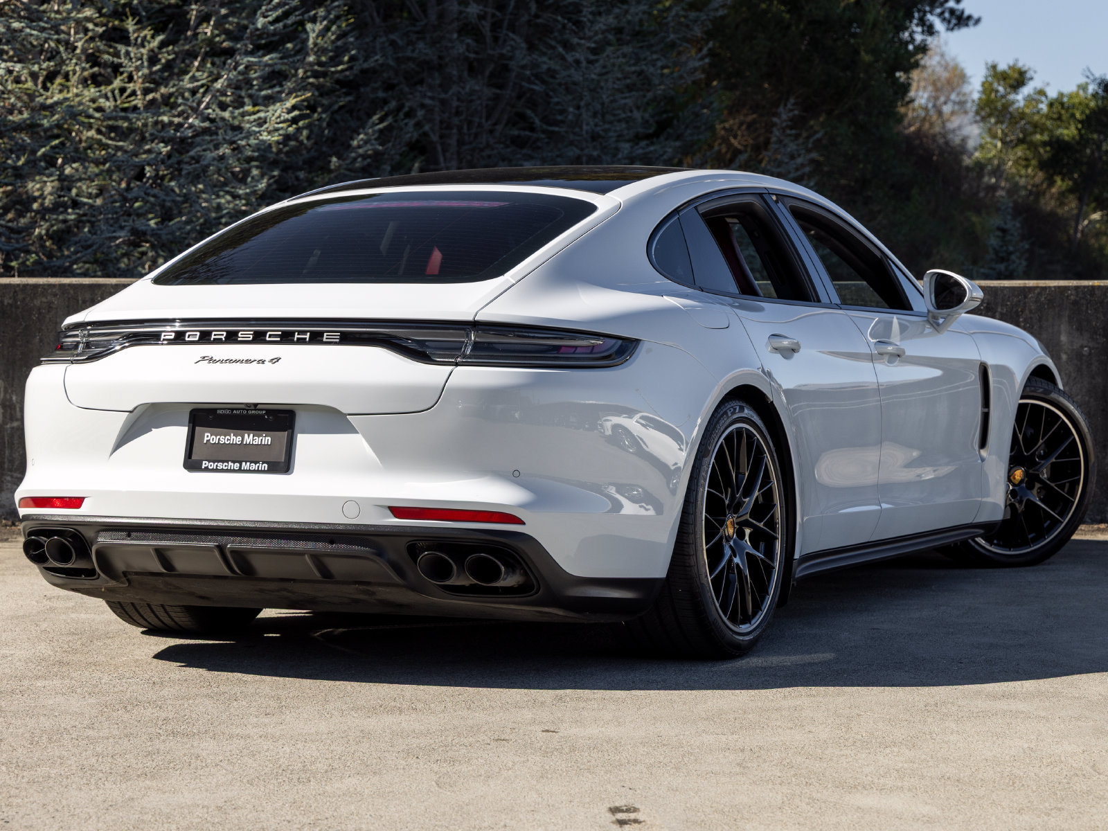 Used 2023 Porsche Panamera 4 Platinum Edition AWD/4WD image 11
