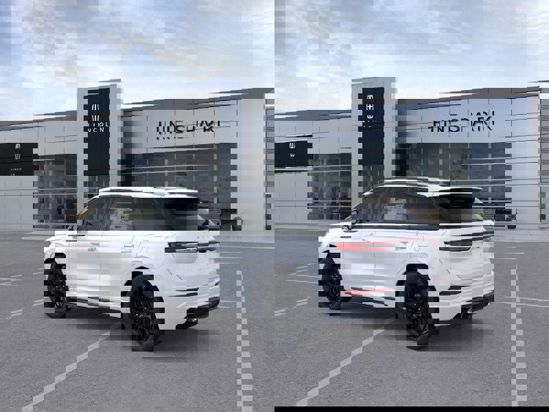 New 2026 Lincoln Corsair Grand Touring image 4