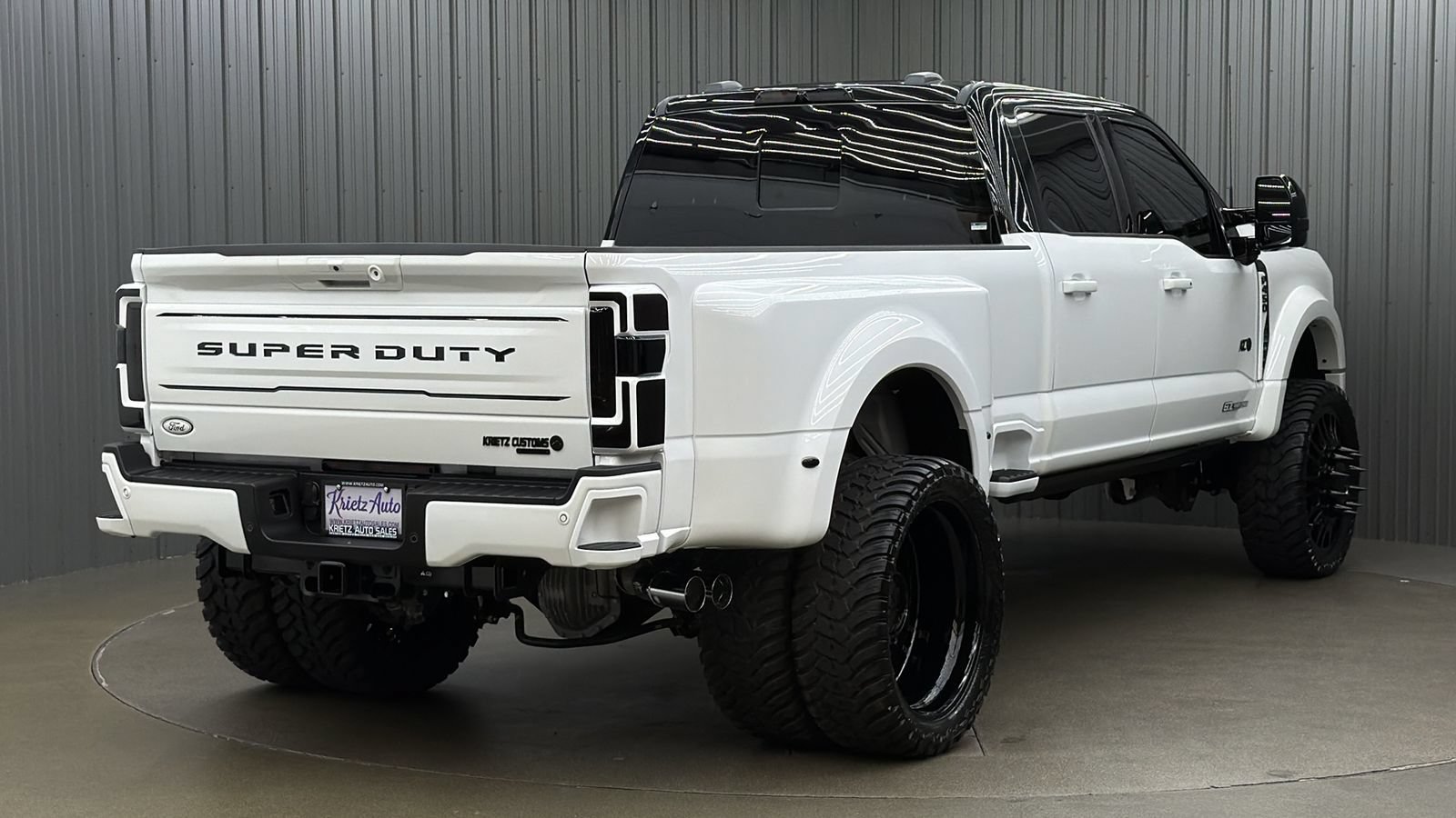 Used 2026 Ford F450 Platinum w/ FX4 Off-Road Package AWD/4WD image 5