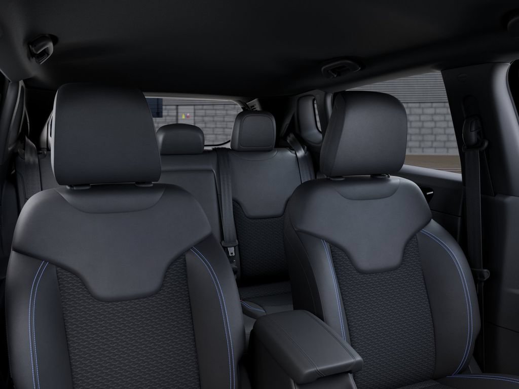 New 2026 Jeep Compass Latitude AWD/4WD image 27