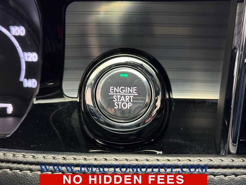 Used 2022 Lincoln Corsair AWD w/ Equipment Group 101A image 39