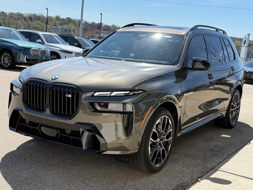 Used 2026 BMW X7 M60i w/ Executive Package AWD/4WD image 6