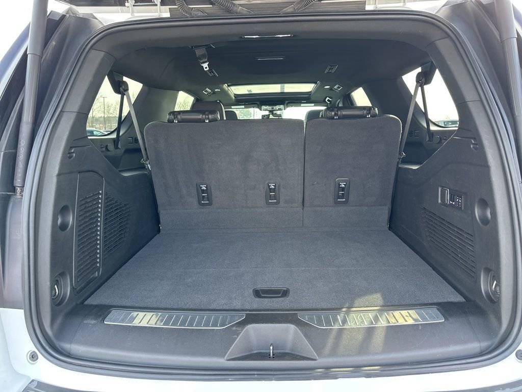 Certified 2022 GMC Yukon XL Denali image 9