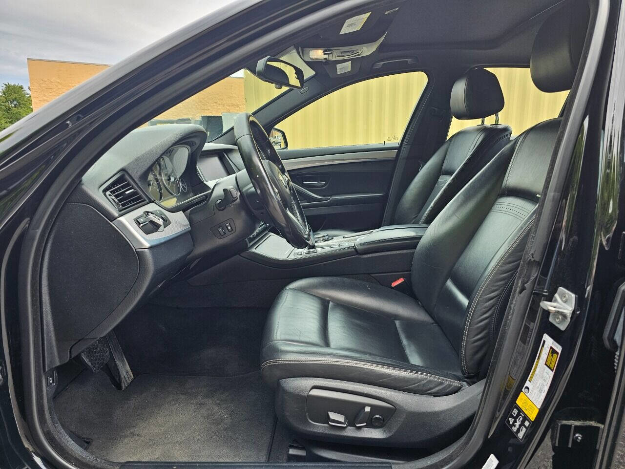 Used 2015 BMW 535i xDrive Sedan image 13