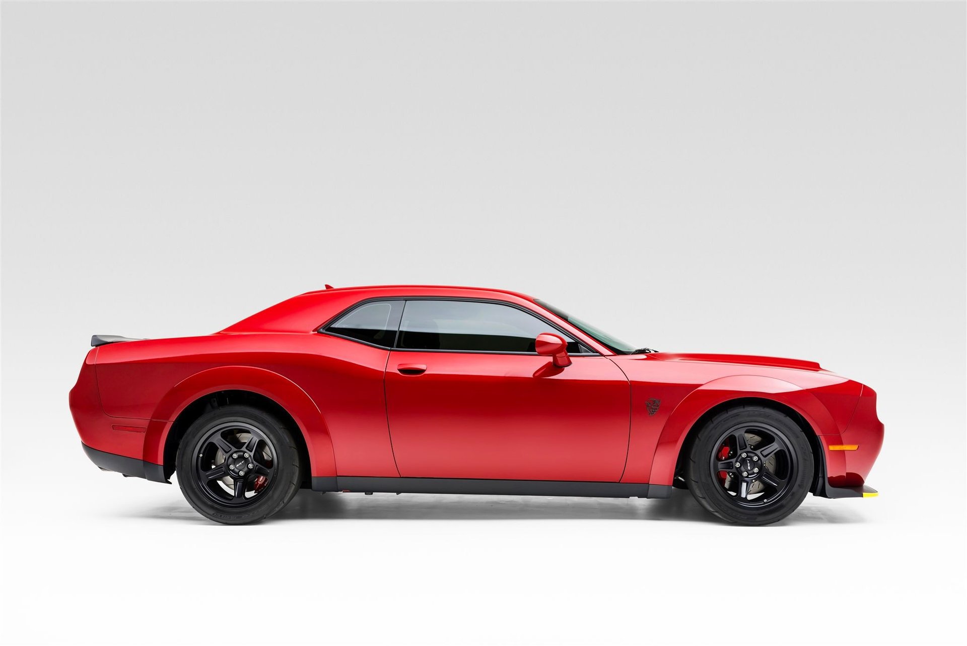 Used 2018 Dodge Challenger SRT Demon RWD image 3
