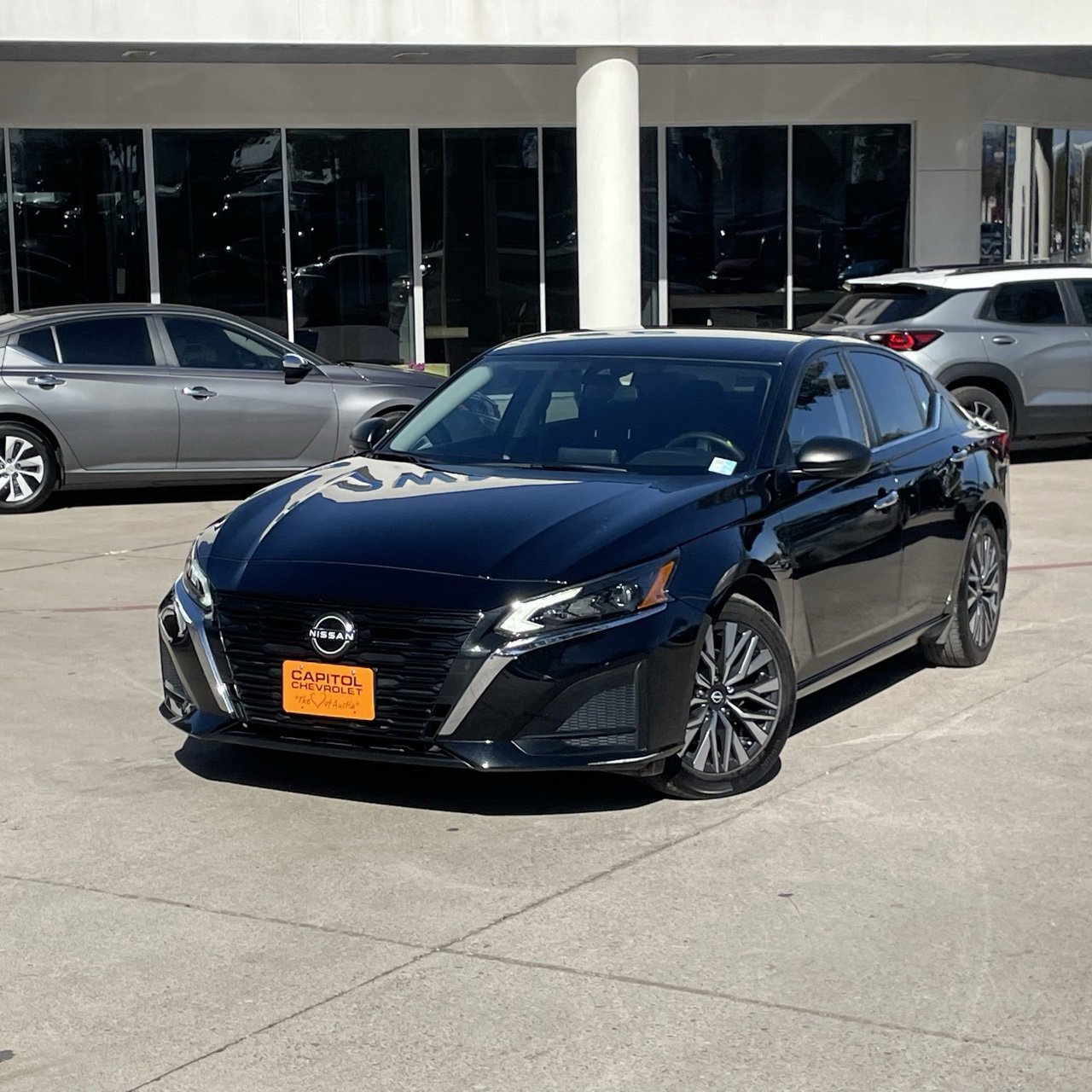 Used 2024 Nissan Altima 2.5 SV image 9