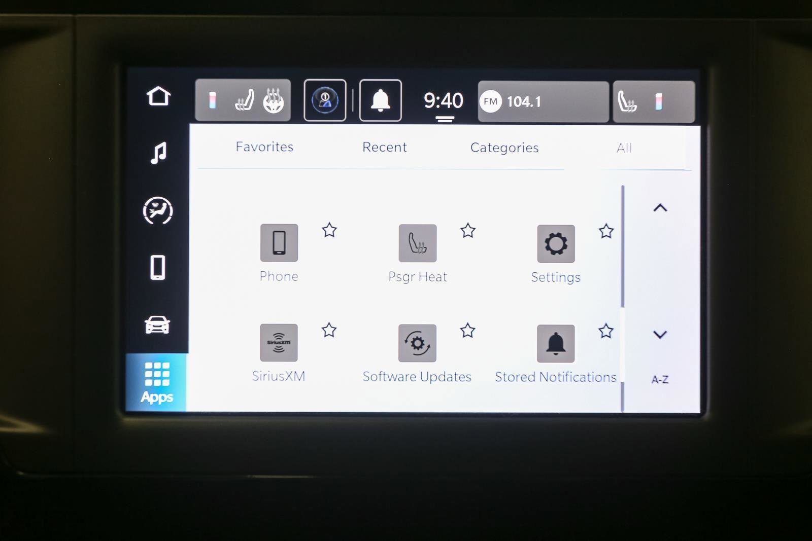 Used 2024 Chrysler Voyager LX image 25