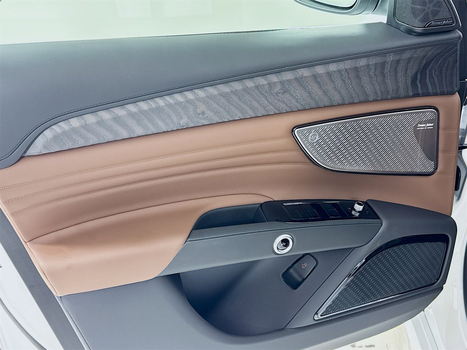 New 2025 Maserati Grecale GT image 16