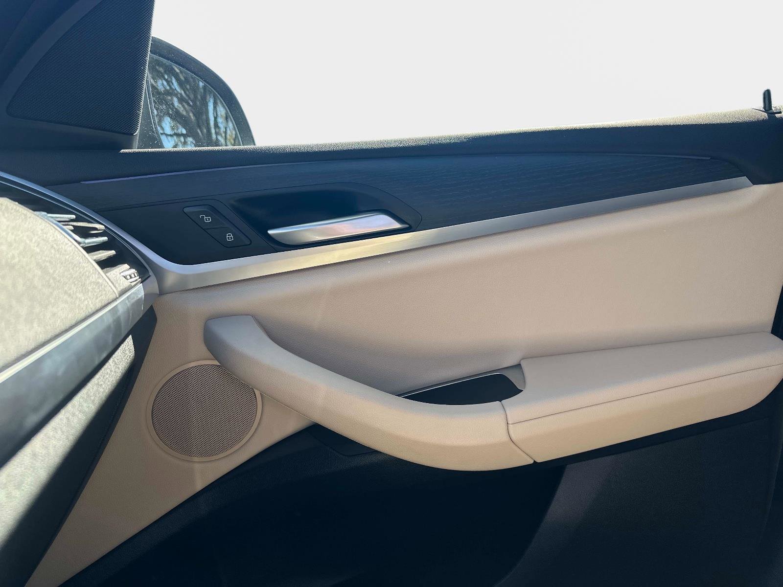 Used 2023 BMW X3 sDrive30i w/ Premium Package image 19