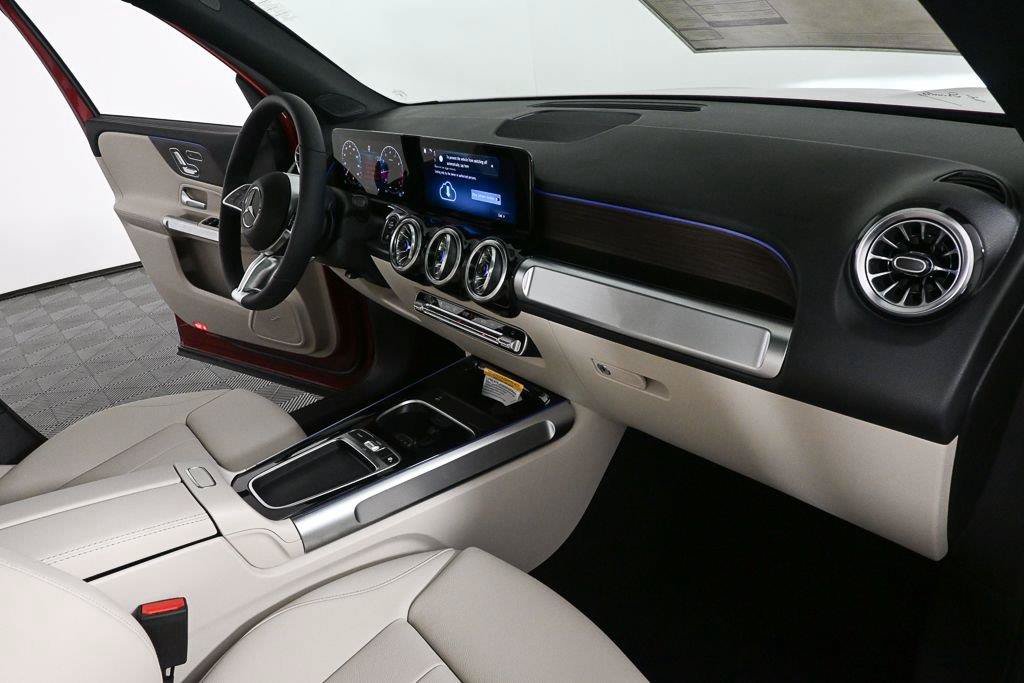 New 2026 Mercedes-Benz GLB 250 image 24