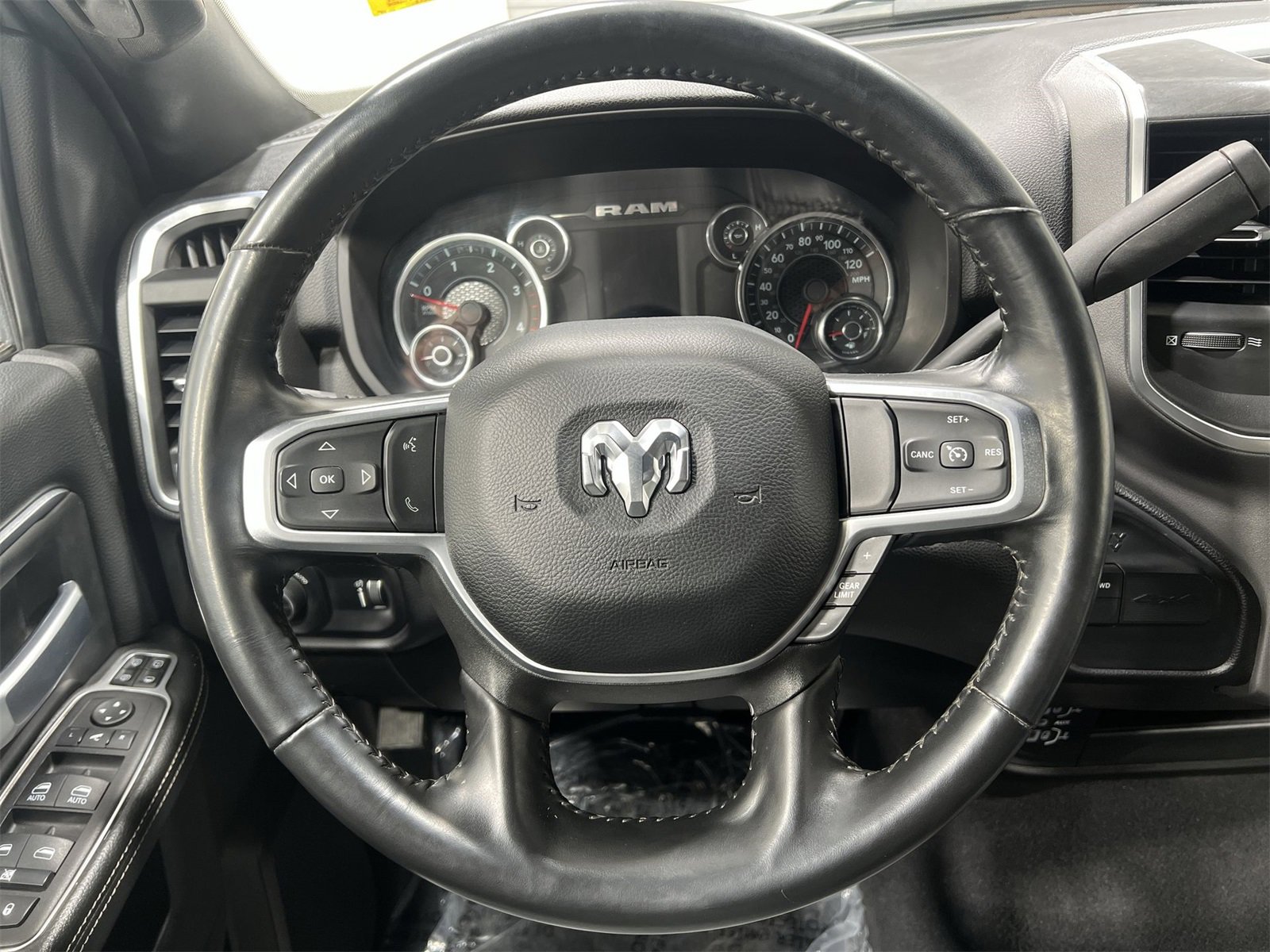 Used 2024 RAM 3500 Big Horn image 14