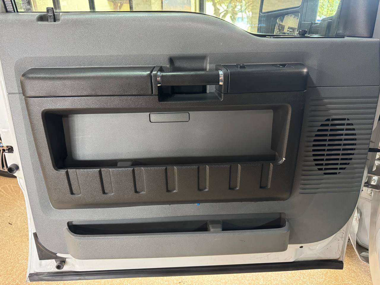 Used 2015 Ford F250 XL w/ Power Equipment Group RWD image 16