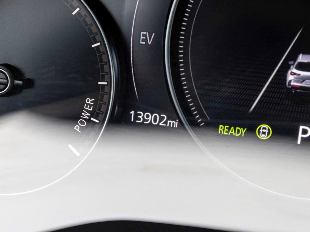 Used 2025 MAZDA CX-50 AWD 2.5 Hybrid w/ Premium Pkg image 17