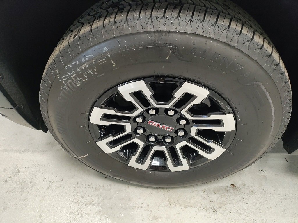 New 2026 GMC Sierra EV Elevation image 18